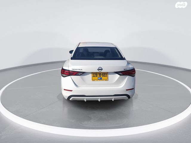 ניסאן סנטרה