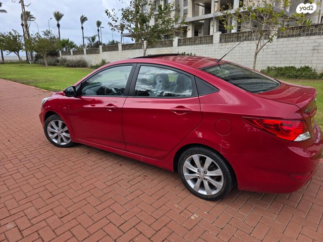 יונדאי אקסנט i25