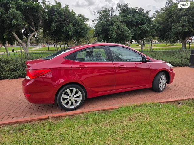 יונדאי אקסנט i25