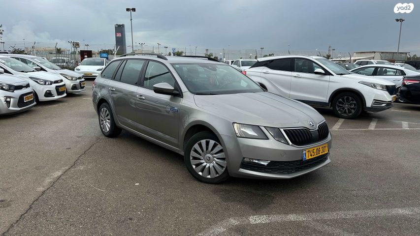 סקודה אוקטביה