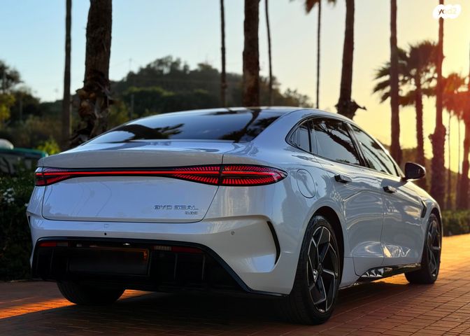 בי.ווי.די סיל