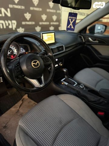 מאזדה 3