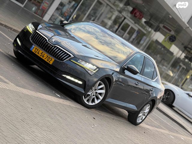 מודעת רכב סקודה סופרב