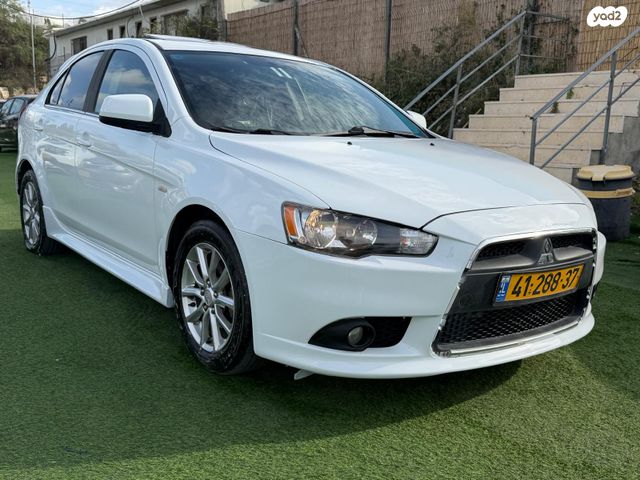 מיצובישי לנסר