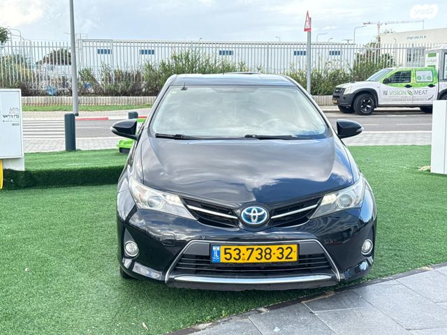 טויוטה אוריס