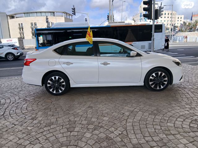 ניסאן סנטרה