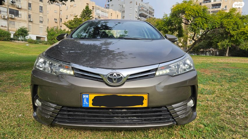 טויוטה קורולה