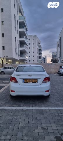 יונדאי אקסנט i25