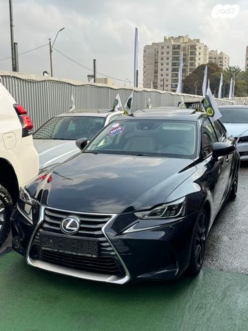 מודעת רכב לקסוס IS