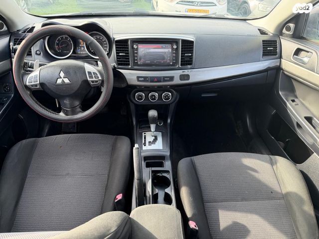 מיצובישי לנסר