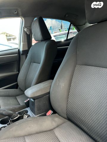 טויוטה קורולה