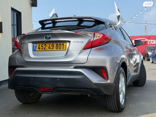 טויוטה C-HR
