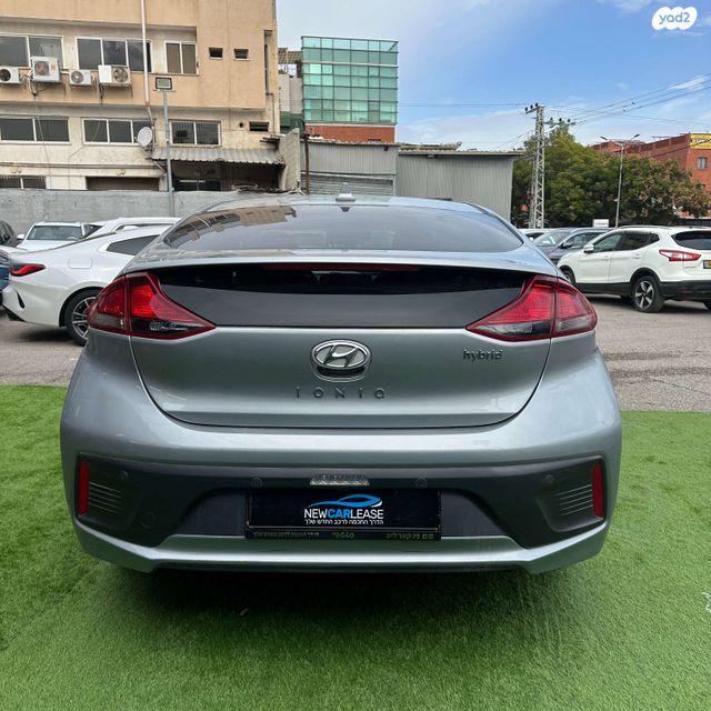 יונדאי איוניק