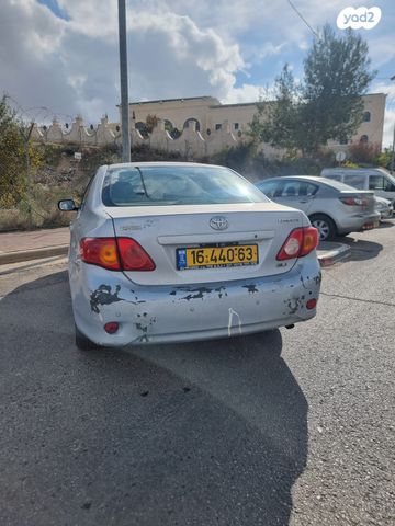 טויוטה קורולה