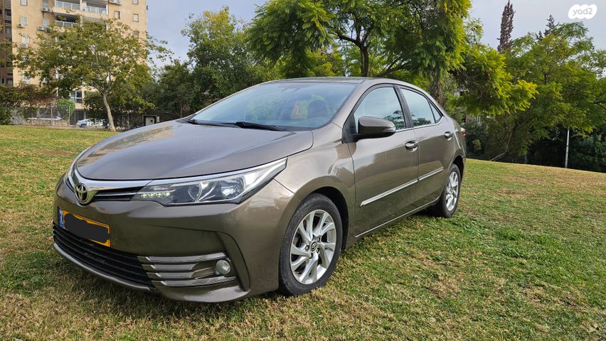 טויוטה קורולה