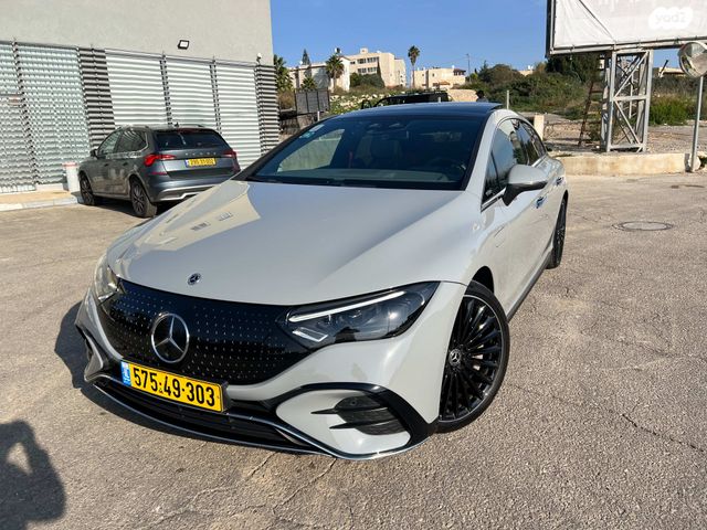 מודעת רכב מרצדס-בנץ EQE