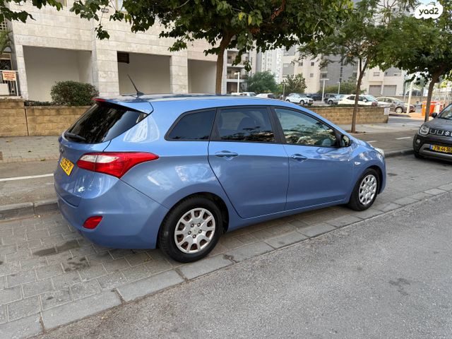 יונדאי i30