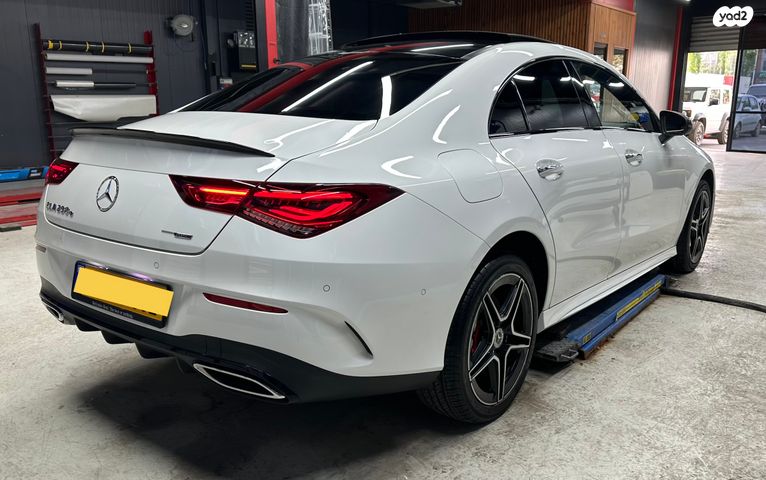 מודעת רכב מרצדס-בנץ CLA