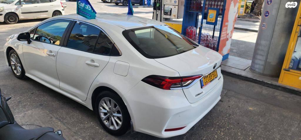 מודעת רכב טויוטה קורולה 1