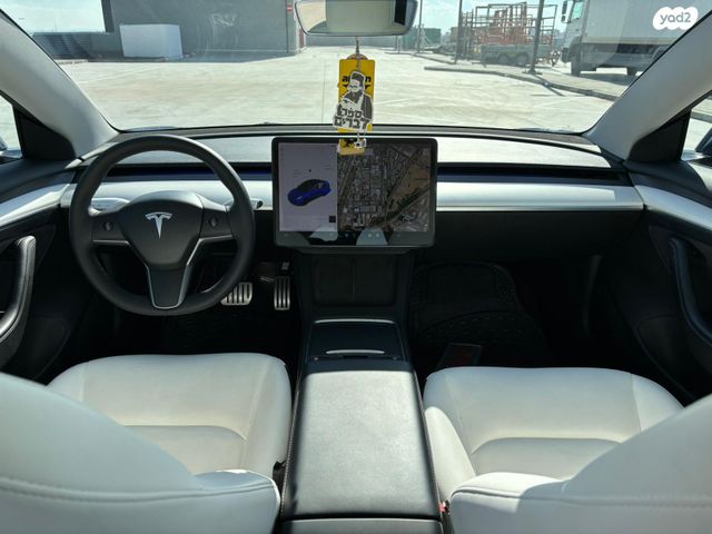 טסלה מודל 3