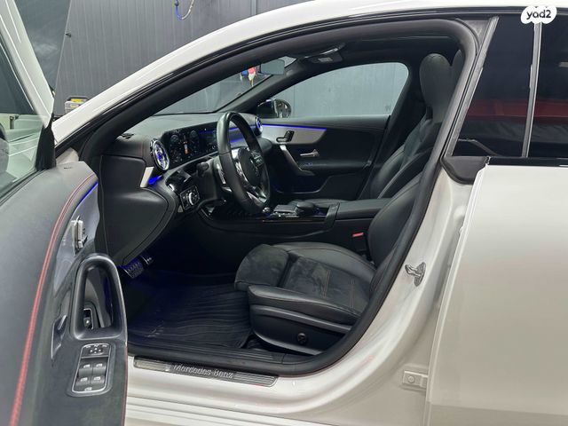 מרצדס-בנץ CLA