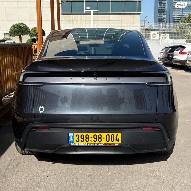טסלה מודל Y
