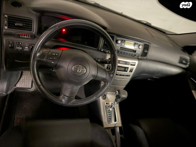 טויוטה קורולה