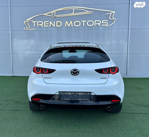מאזדה 3