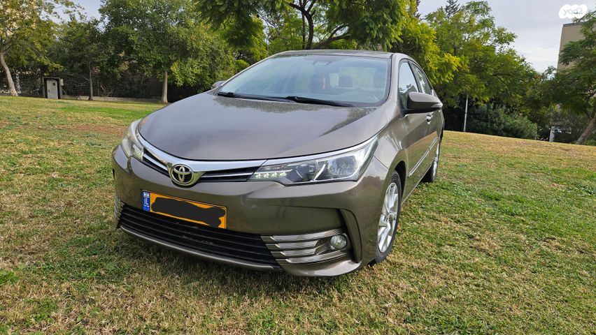 טויוטה קורולה