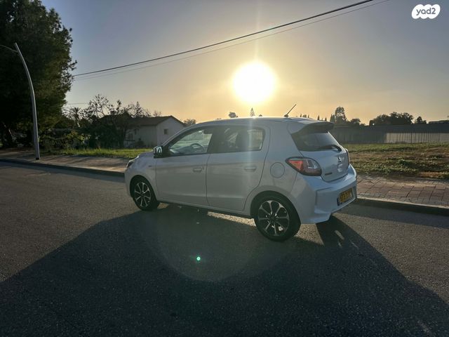 מיצובישי ספייס סטאר