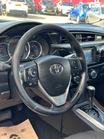 טויוטה קורולה