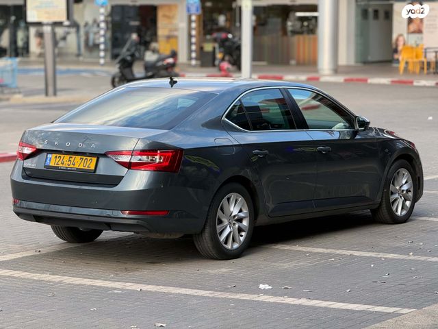 סקודה סופרב