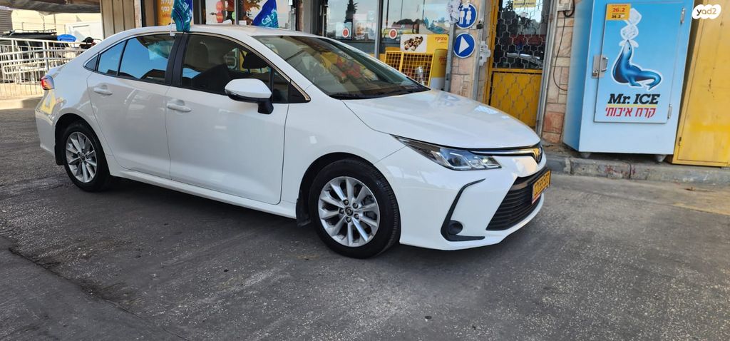 מודעת רכב טויוטה קורולה 2