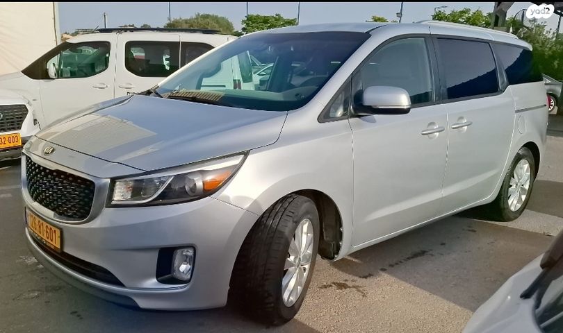 מודעת רכב קיה קרניבל