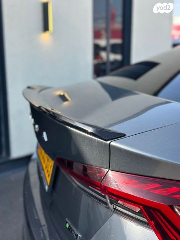 סקודה אוקטביה