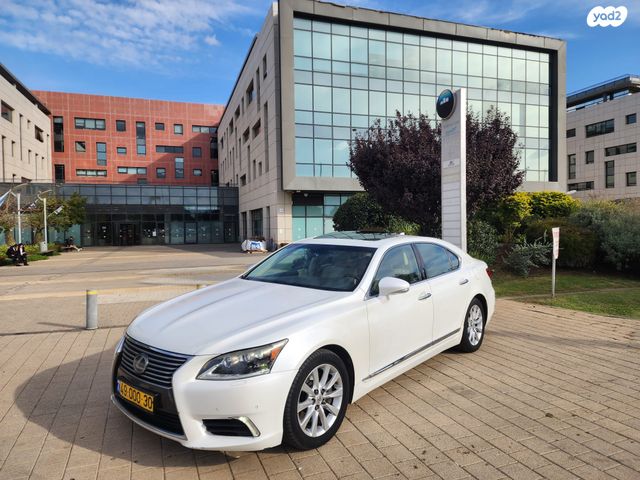 מודעת רכב לקסוס LS