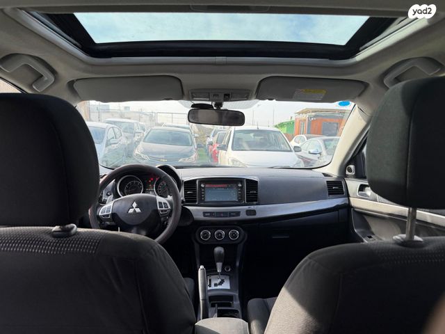 מיצובישי לנסר