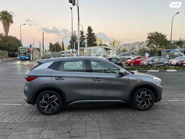 מודעת רכב בי.ווי.די אטו 3