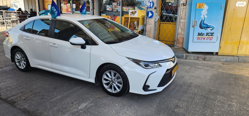 טויוטה קורולה