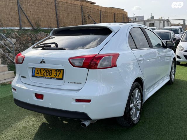 מיצובישי לנסר