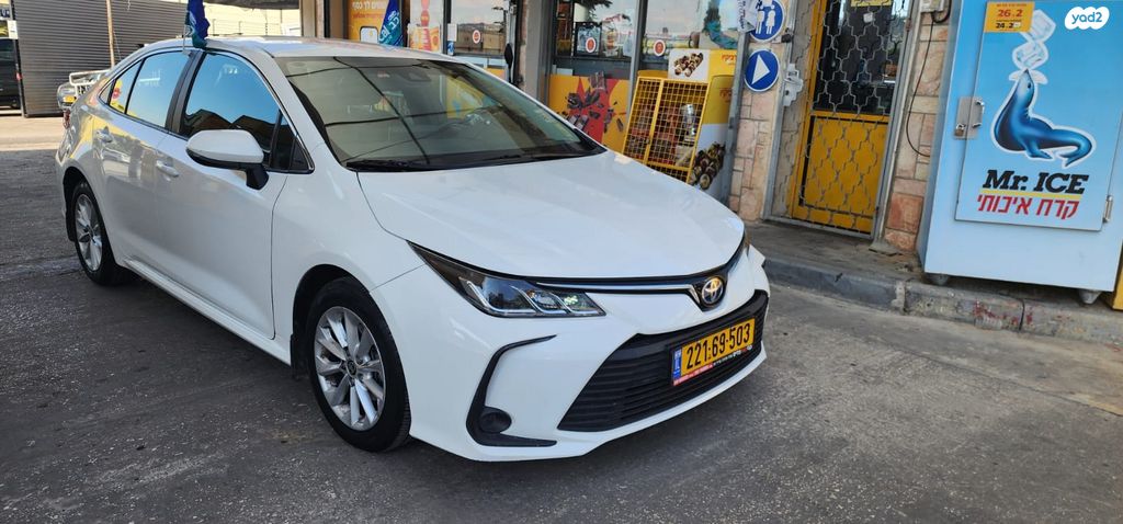 טויוטה קורולה