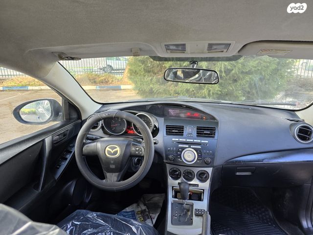 מאזדה 3