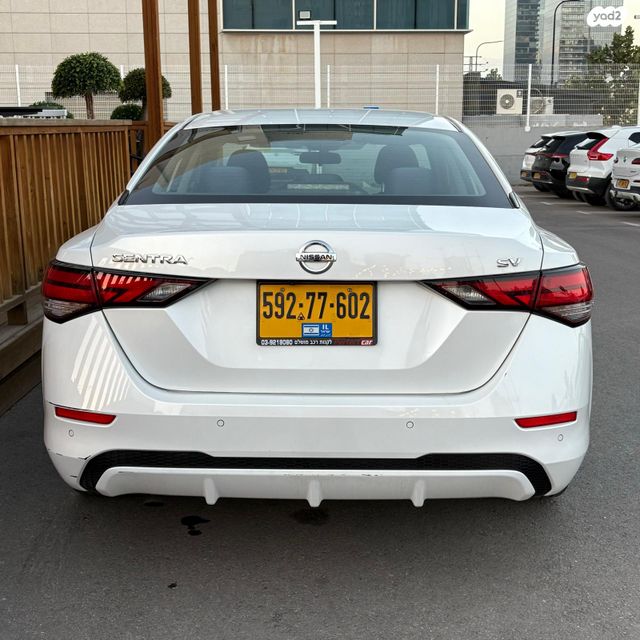 ניסאן סנטרה