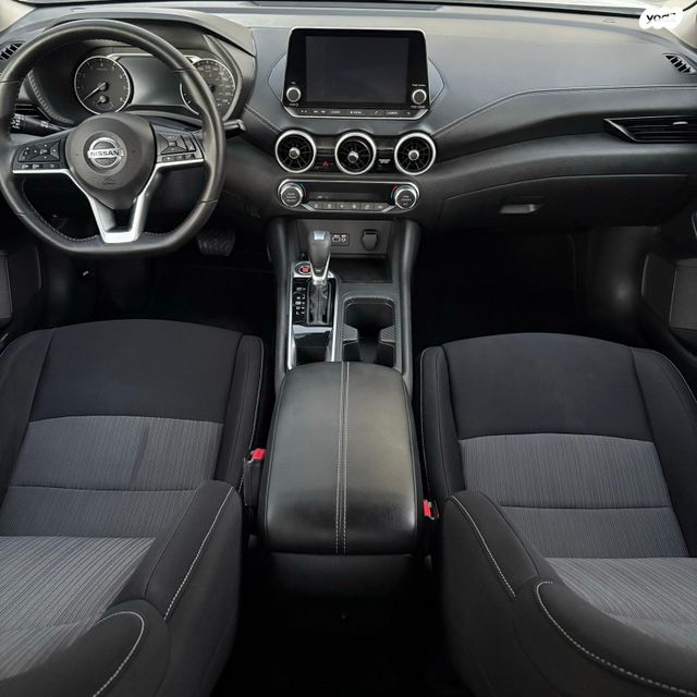 ניסאן סנטרה