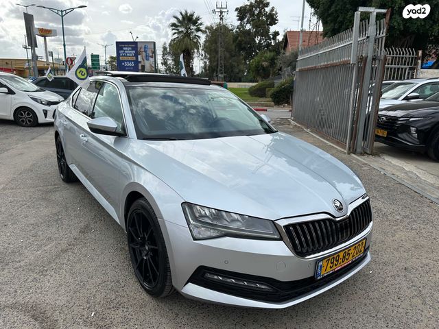 מודעת רכב סקודה סופרב