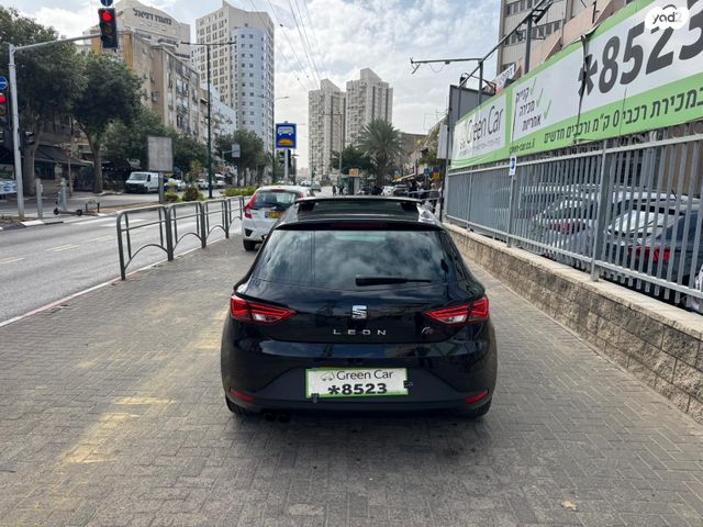 מודעת רכב סיאט לאון