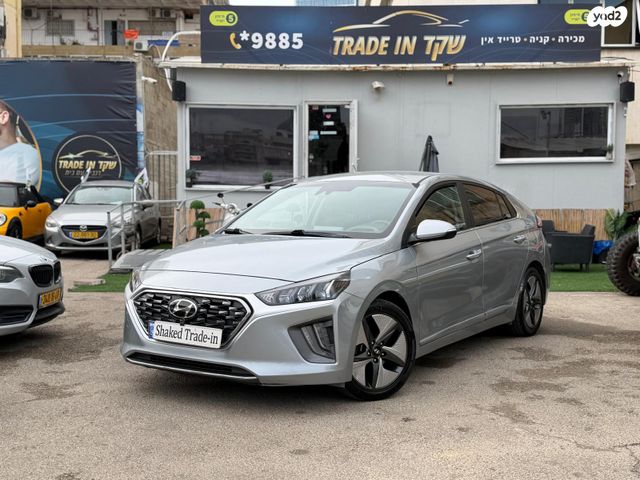 יונדאי איוניק