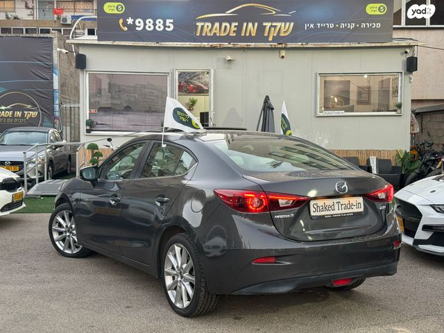 מאזדה 3