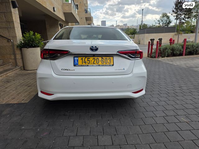 מודעת רכב טויוטה קורולה 2