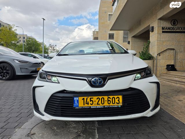 טויוטה קורולה